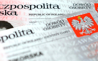 Dowody osobiste, prawa jazdy i wizy to najczęściej podrabiane dokumenty